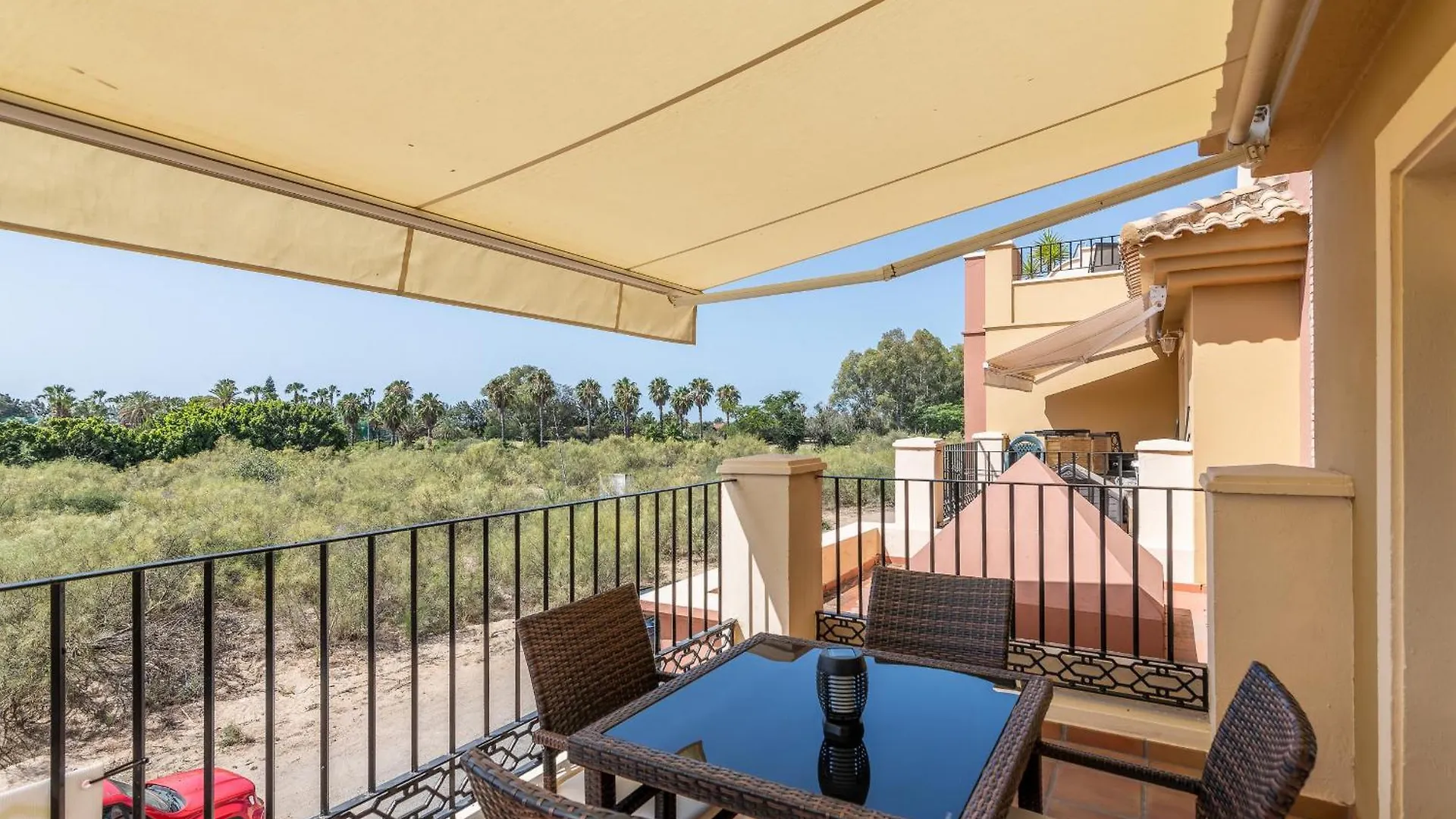 La Quinta I By H Daire Isla Canela