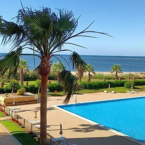 Residencial Cisnes Primera Linea Playa Apartamento
